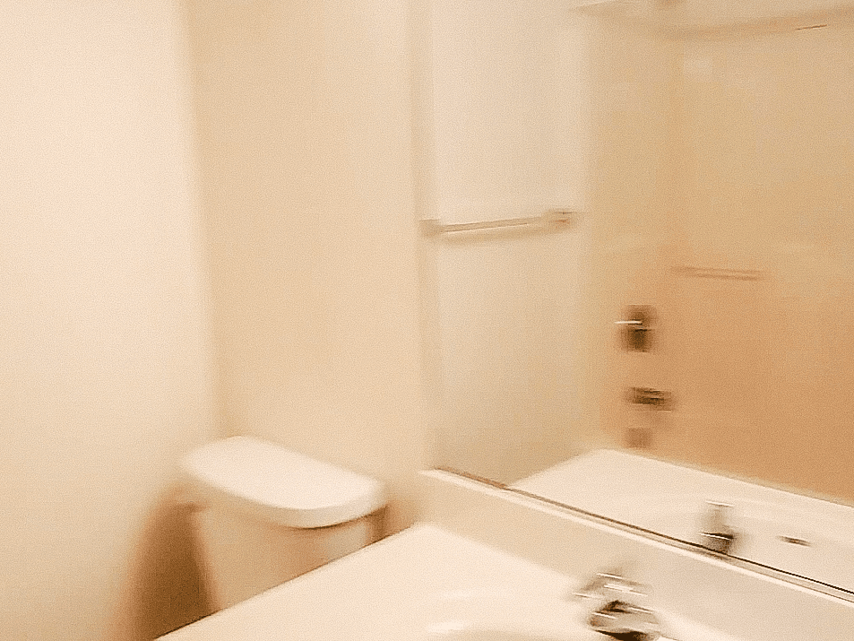 Bathroom in Heritage High Unit 002